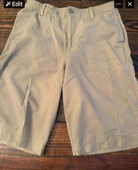 Under Armour Other - UNDER ARMOUR Youth Large Khaki Performance Shorts